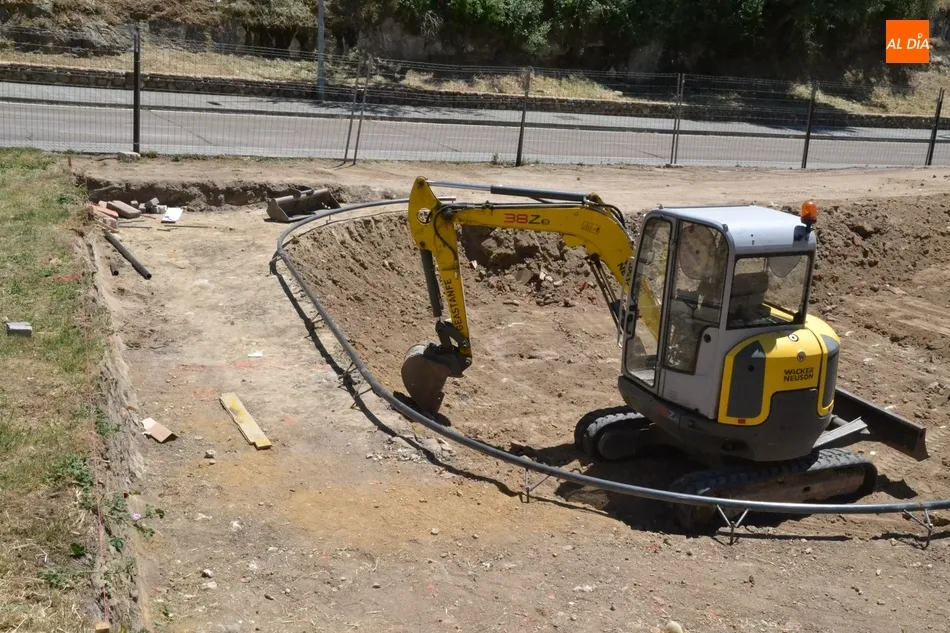 Foto 6 - Comienza la construcci&oacute;n de la pista de skate  