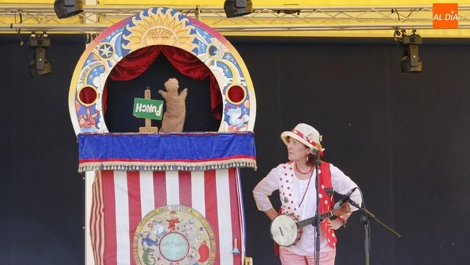 Foto 3 - Diversi&oacute;n y sarcasmo con el espect&aacute;culo de t&iacute;teres &lsquo;Punch & Judy&rsquo;&nbsp;