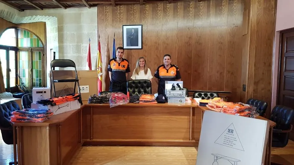 Protección Civil recibió el material en el ayuntamiento