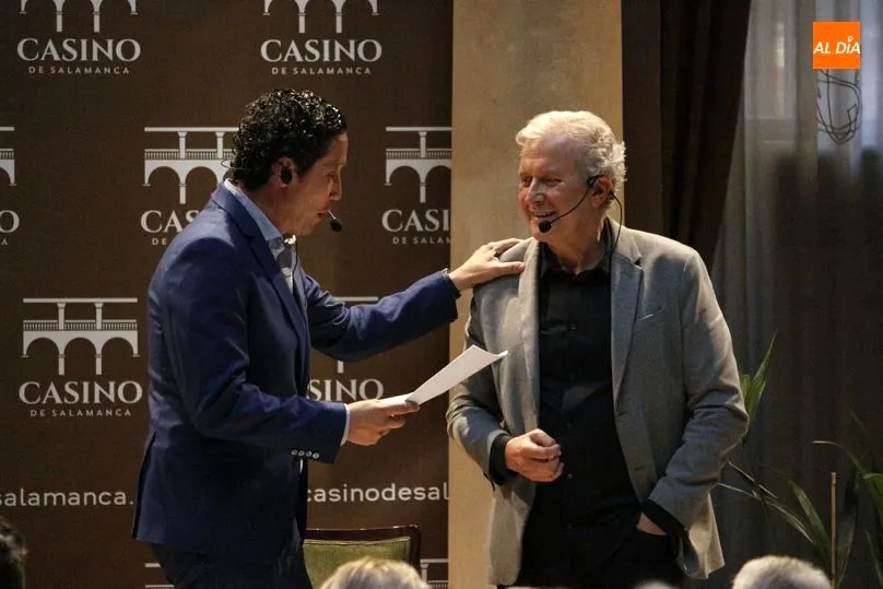 Foto 4 - Emilio del R&iacute;o demuestra que lat&iacute;n est&aacute; muy vivo, tambi&eacute;n en la cultura coloquial&nbsp;