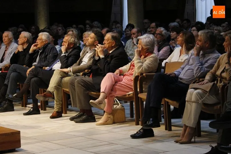 Foto 6 - Emilio del R&iacute;o demuestra que lat&iacute;n est&aacute; muy vivo, tambi&eacute;n en la cultura coloquial&nbsp;
