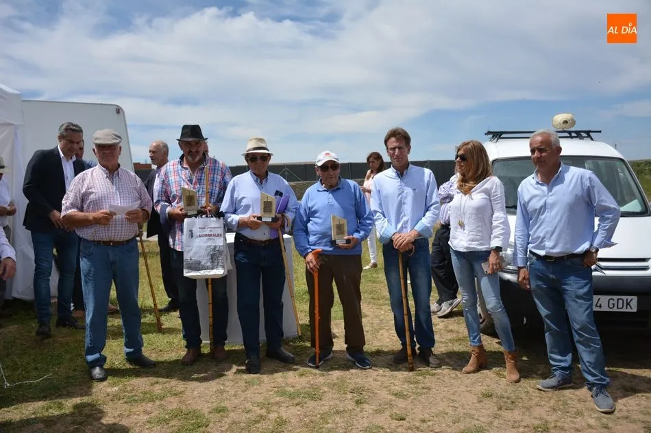 Foto 2 - La feria ganadera de san Isidro pone a Lumbrales como referente para el sector  