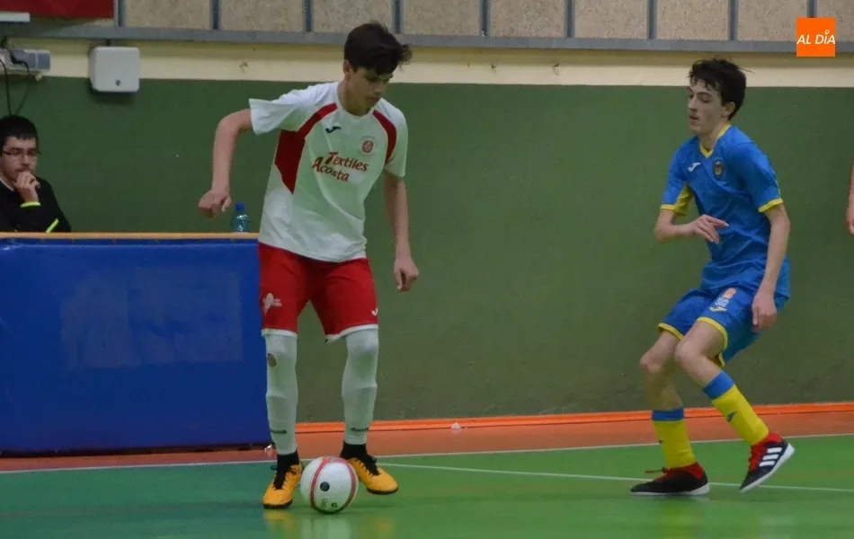 La Federación de Castilla y León llama a Julio Jerez, jugador del III Cadete  