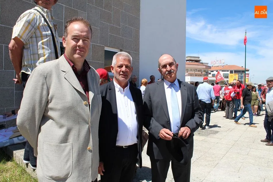 Foto 4 - Confaes&nbsp;y los sindicatos de Castilla y Le&oacute;n se suman a la lucha contra los peajes portugueses  