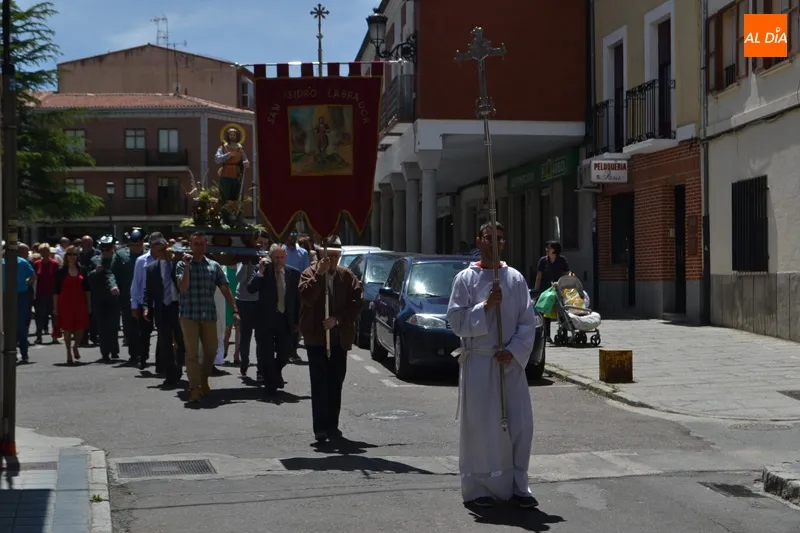 Foto 9 - Decenas de agricultores honran a San Isidro en su d&iacute;a grande