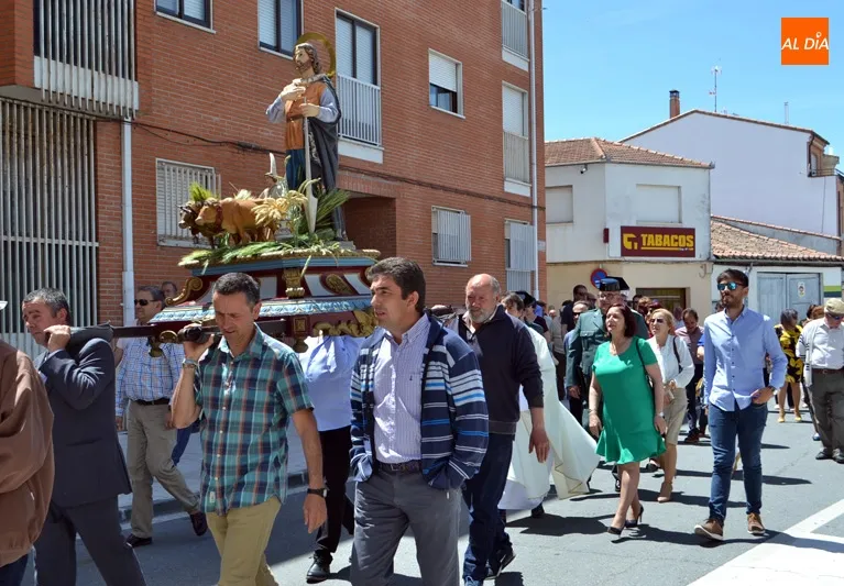 Foto 8 - Decenas de agricultores honran a San Isidro en su d&iacute;a grande