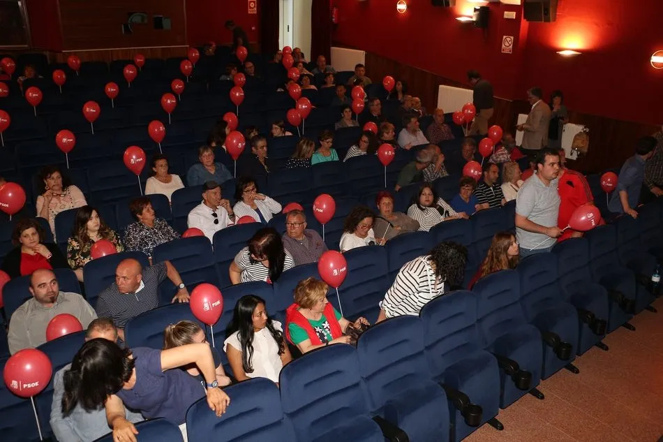 Foto 7 - El PSOE de Guijuelo presenta un amplio programa electoral