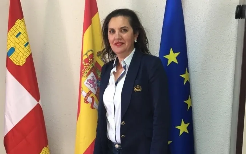 María Candelas González Martín, candidata del PP a la alcaldía de Aldeanueva de Figueroa