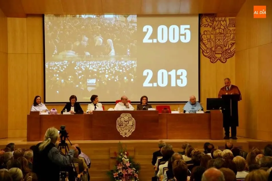 Foto 9 - Feliz graduaci&oacute;n de los alumnos del Programa de la Experiencia de la UPSA