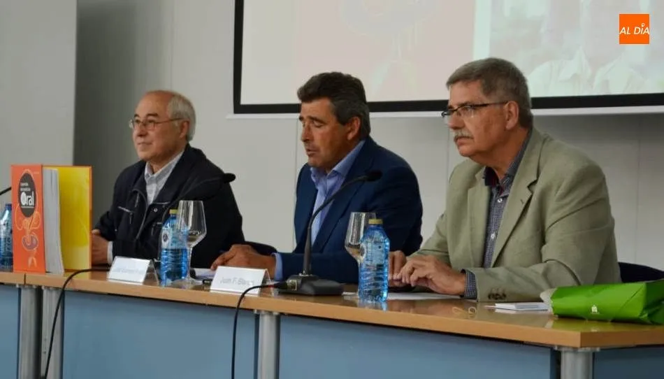 Foto 11 - Jos&eacute; Luis Puerto y sus&nbsp;&lsquo;Leyendas de tradici&oacute;n oral en la provincia de Salamanca&rsquo;  