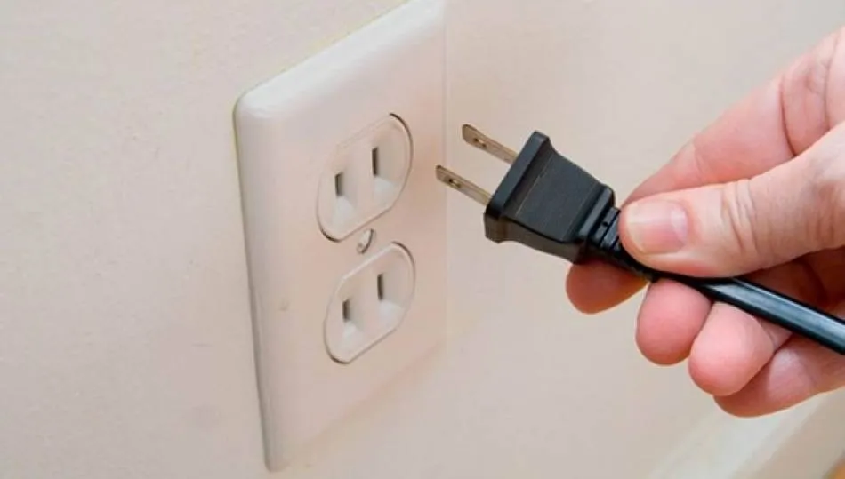 Los consumidores critican el impuesto tan elevado con el que se grava la luz