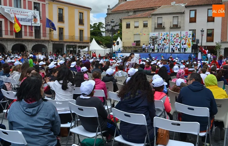 Foto 6 - M&aacute;s de 1.000 escolares convierten Pe&ntilde;aranda en la gran fiesta de la escuela p&uacute;blica rural...