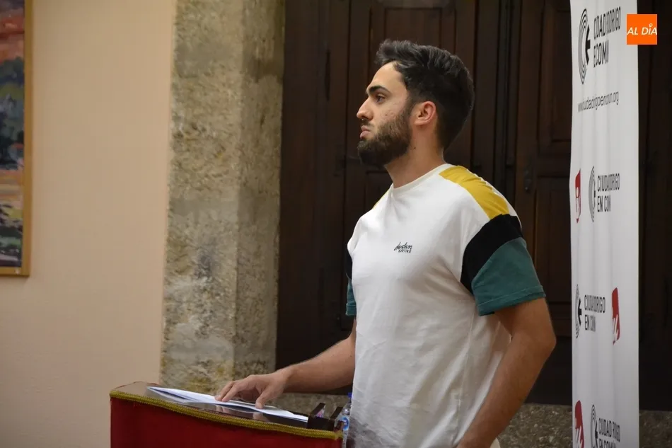 Foto 4 - El pleno empleo y fijar poblaci&oacute;n, objetivos finales del programa de IU-Ciudad Rodrigo en Com&uacute;n  