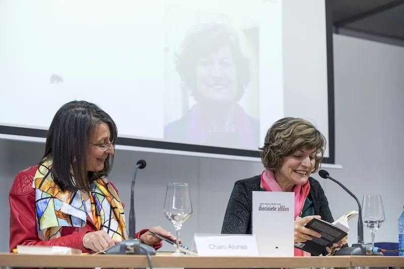 Charo Alonso y Ángel Pérez / Carmen Borrego