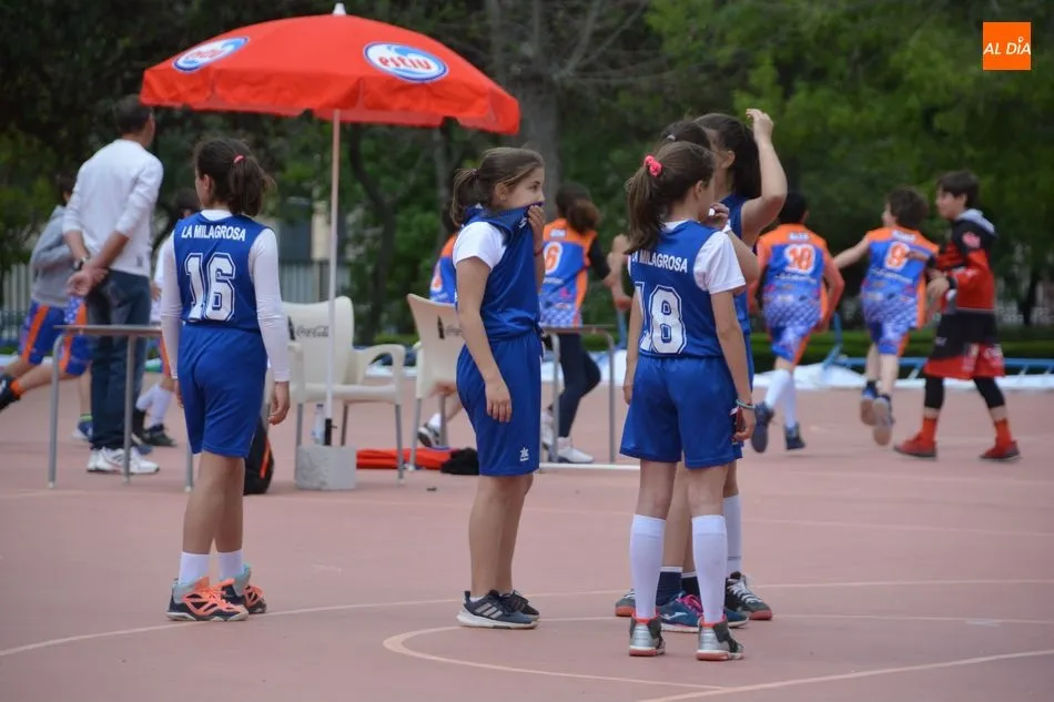 Foto 7 - El Parque de los Jesuitas vive una fiesta del baloncesto con el D&iacute;a del Minibasket