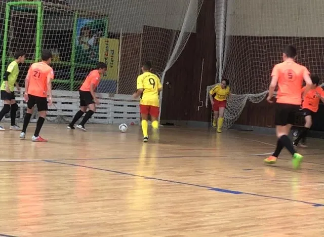 Foto 10 - Los infantiles del CD Los Leones se hacen con el torneo Intersala  