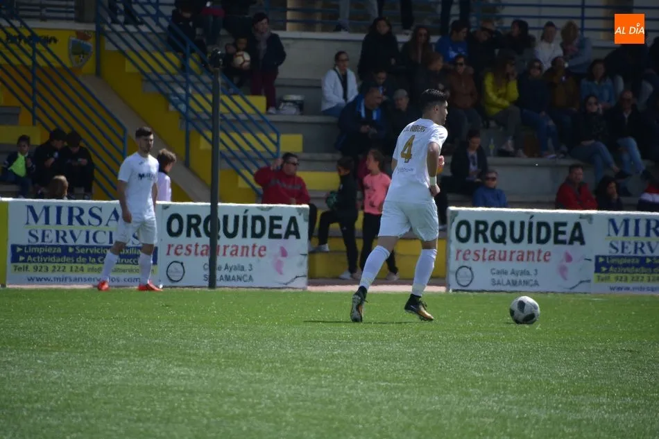 Foto 3 - El Ribert pierde parte de sus opciones de ser segundo en el a&ntilde;adido ante el Salamanca UDS &lsquo;B&rsquo;...