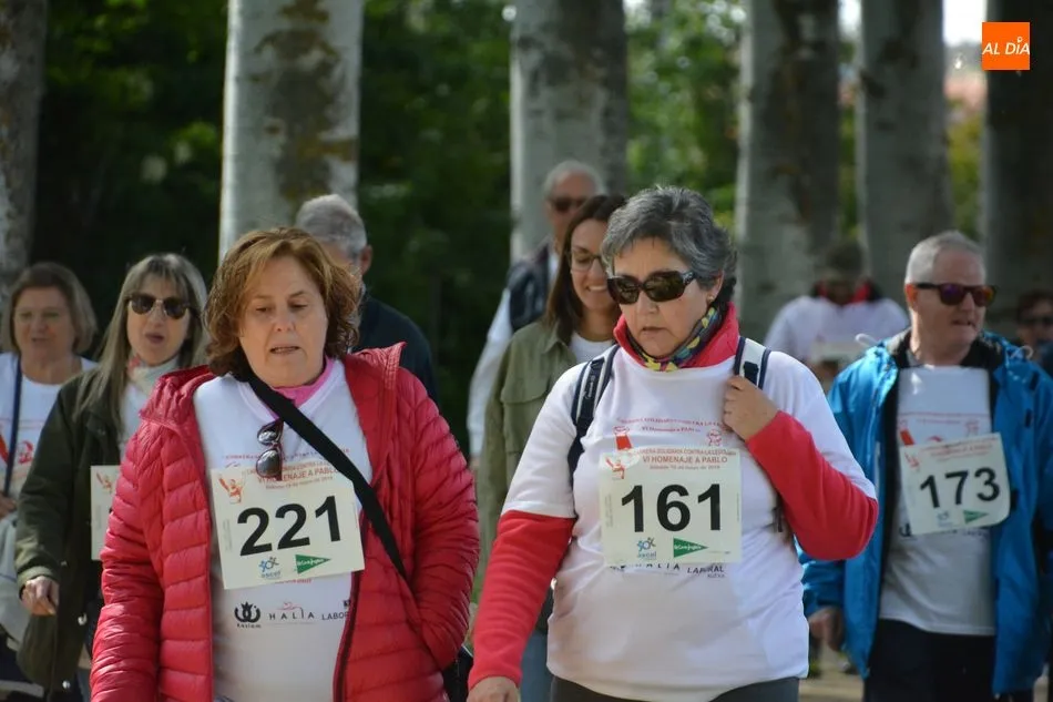 Foto 6 - Los salmantinos demuestran su solidaridad en la VI Carrera contra la Leucemia Homenaje a Pablo