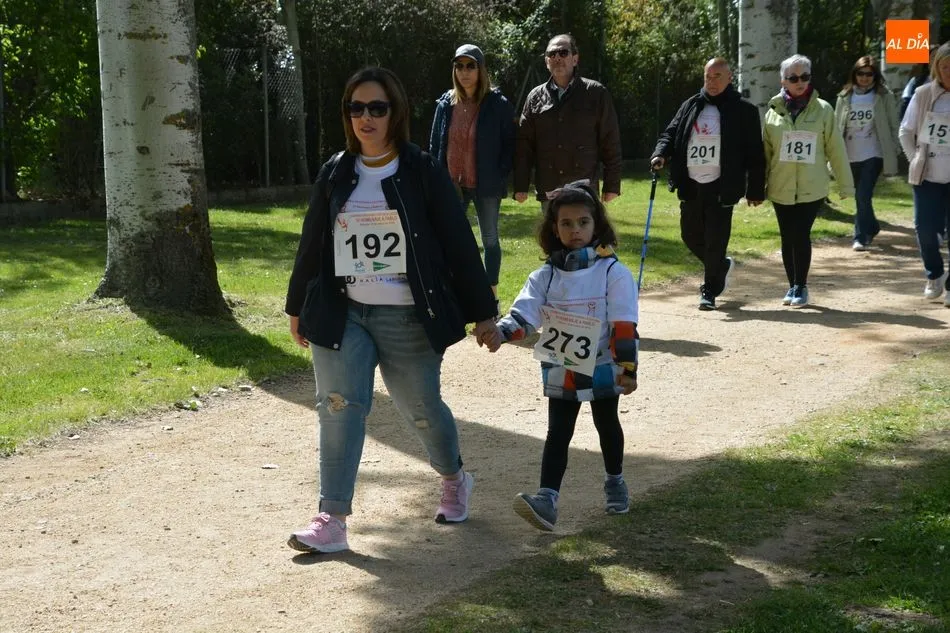 Foto 5 - Los salmantinos demuestran su solidaridad en la VI Carrera contra la Leucemia Homenaje a Pablo