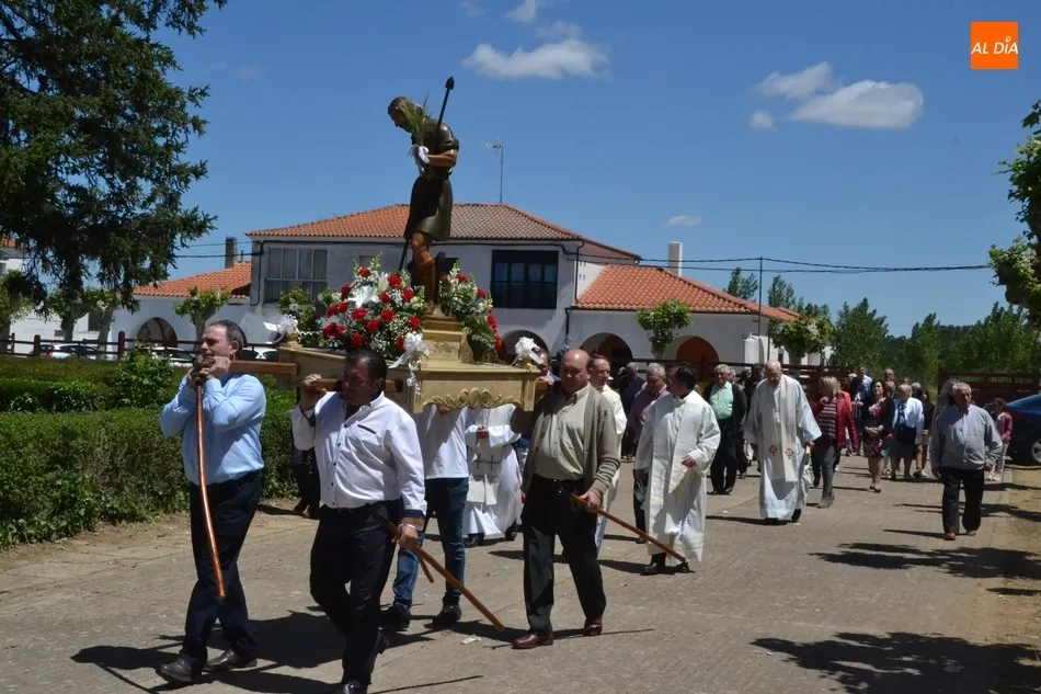 San Isidro Labrador completa en Águeda su tour procesional  