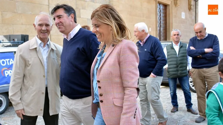 Foto 5 - El PP presenta la concentraci&oacute;n parcelaria y la residencia de mayores como buques insignia de su...