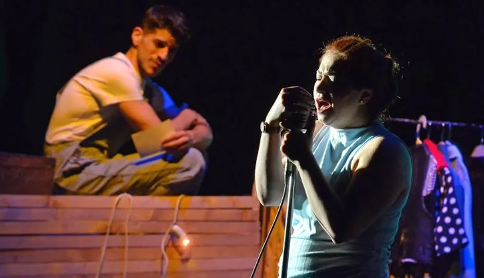 Foto 2 - Teatro de Poniente estrena en el Liceo su montaje &lsquo;&iquest;Hacia d&oacute;nde vuelan las moscas?&rsquo;  