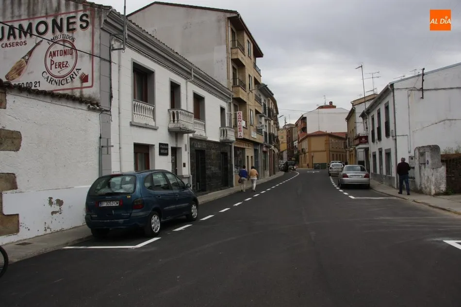 Foto 2 - Vitigudino gana 40 aparcamientos en el centro con una peque&ntilde;a reordenaci&oacute;n del tr&aacute;fico  