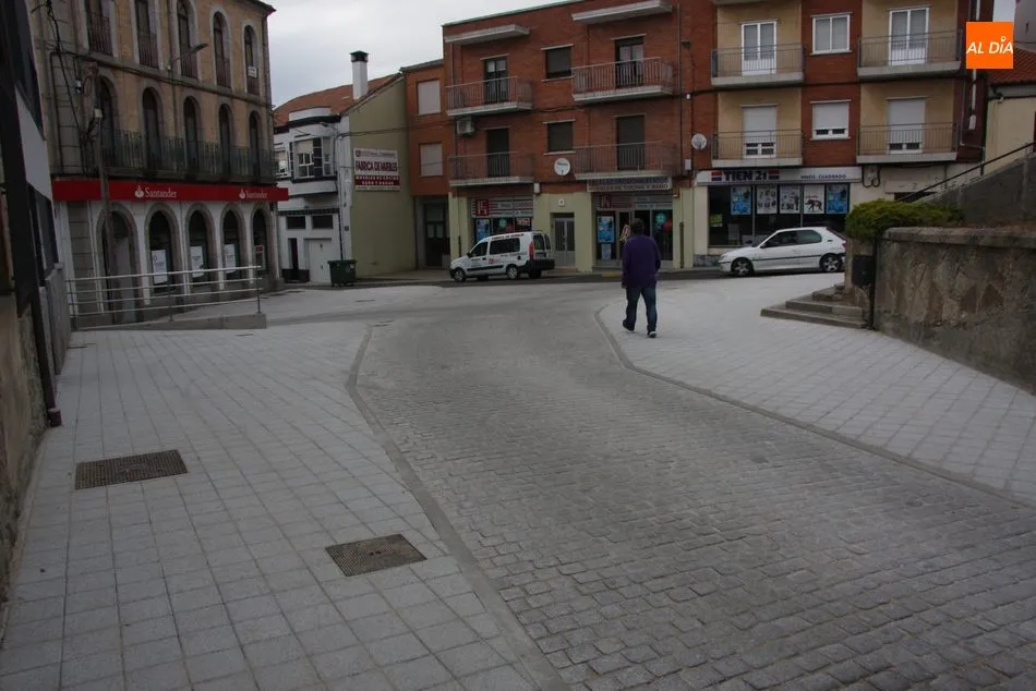 Foto 4 - La Plaza de Espa&ntilde;a y la plaza de la Torre ganan atractivo finalizadas las obras  