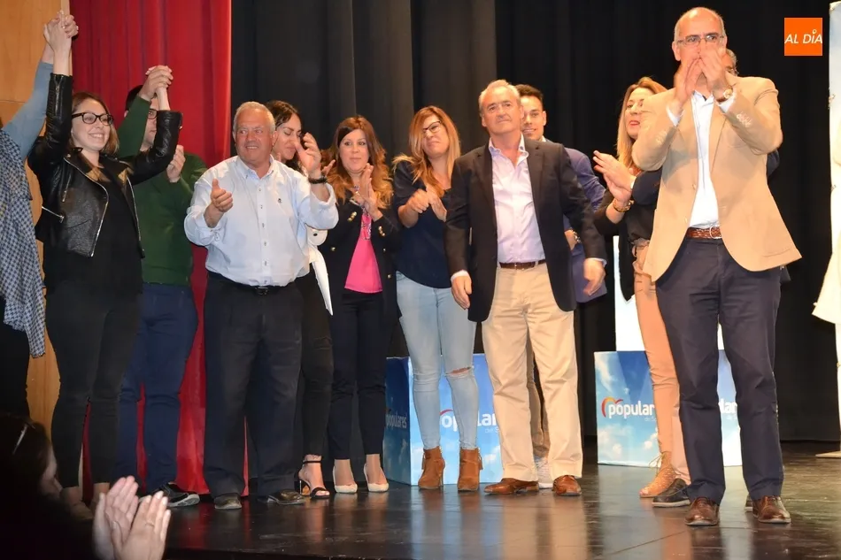 Foto 6 - Ana Pastor apoya a Marcos Iglesias apelando a la igualdad de oportunidades y a la unidad ante la...
