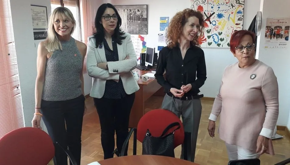 Foto 3 - Cs crear&aacute; una red entre el Ayuntamiento y la provincia para ayudar a las v&iacute;ctimas de violencia de ...