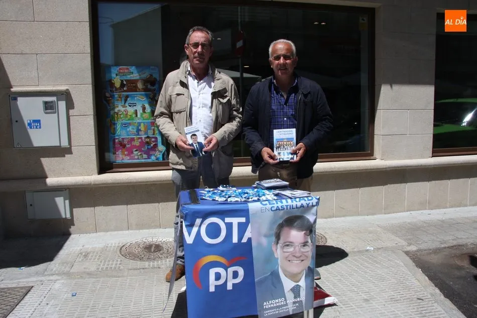 Foto 2 - El PP enfila el final de campa&ntilde;a en Vitigudino  