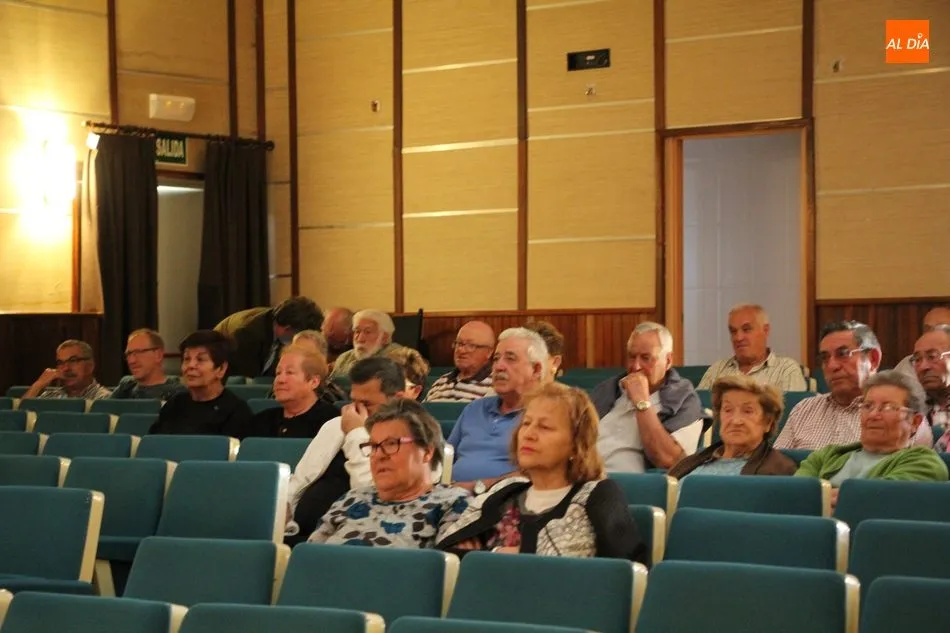 Foto 5 - El PSOE pide en Villarino el voto para cambiar el rumbo del medio rural tras 32 a&ntilde;os de gobierno...