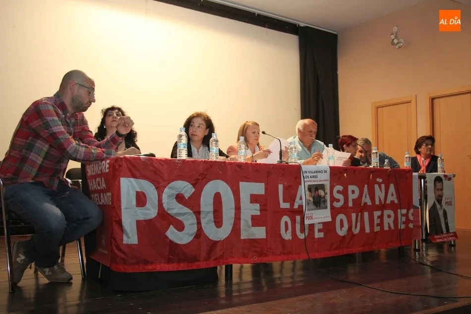 Foto 3 - El PSOE pide en Villarino el voto para cambiar el rumbo del medio rural tras 32 a&ntilde;os de gobierno...