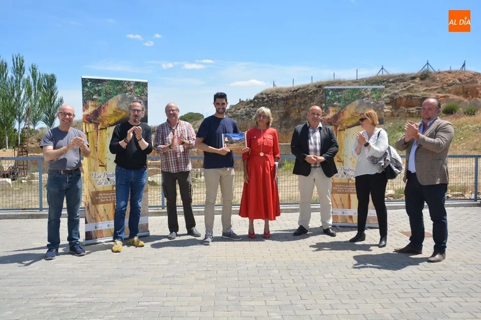 Foto 4 - Juan Gabriel Moro gana el certamen de escultura&nbsp;de la XIX Feria de la Piedra de Villamayor&nbsp;    &nbsp; ...
