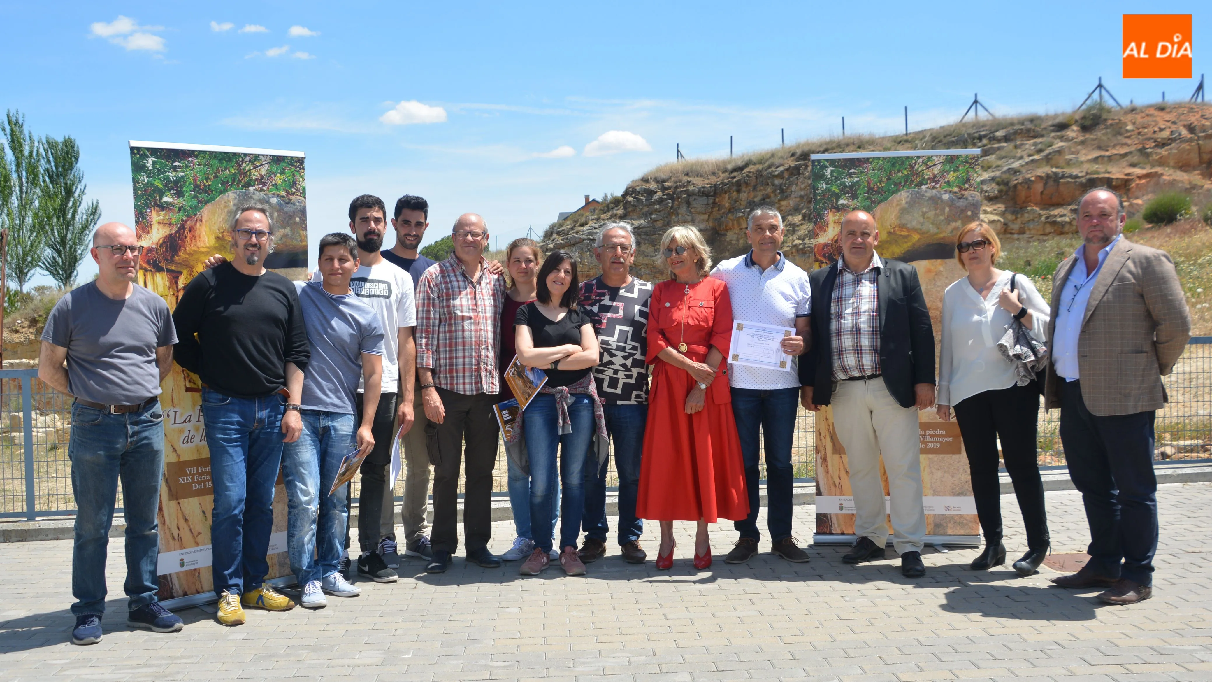 El jurado y los ganadores de este certamen de escultura. Foto de Lydia González