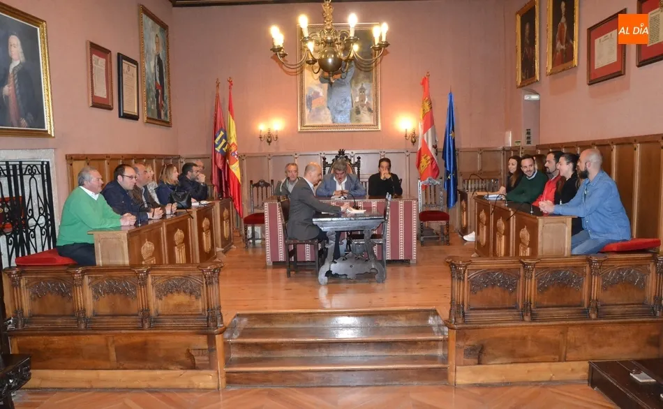 Este jueves, último Pleno Ordinario de la legislatura con el uso sanitario-mortuorio como tema...