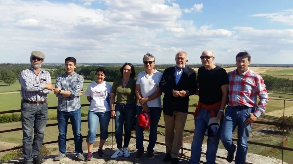 Foto 2 - Demetrio Madrid apoya a los candidatos de Ledesma, Almenara de Tormes, Juzbado y Valverd&oacute;n