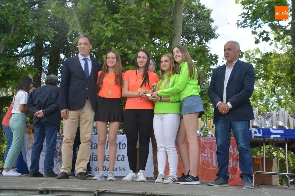 Foto 3 - Fiesta por todo lo alto en la entrega de premios de los Juegos Escolares