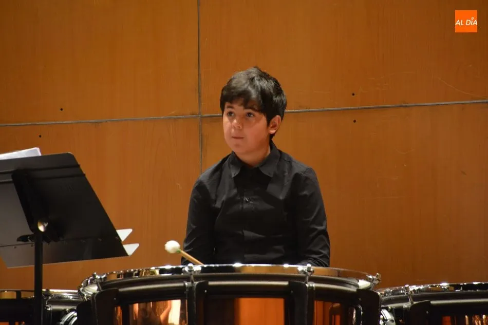 Foto 7 - Brillante concierto de las bandas del Conservatorio Profesional de M&uacute;sica en el CAEM