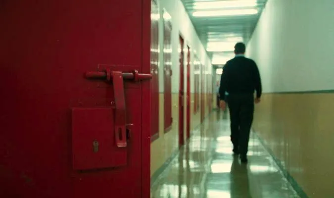 Imagen de una cárcel de Sevilla / EL CORREO