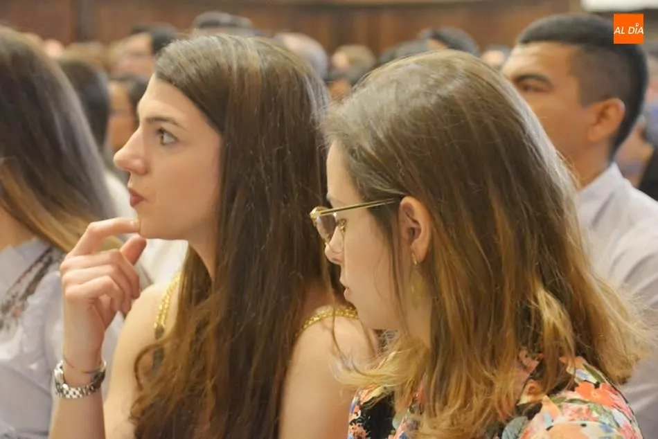 Foto 5 - Concluye la formaci&oacute;n de m&aacute;s de 200 estudiantes del programa de Becas USAL-Banco Santander