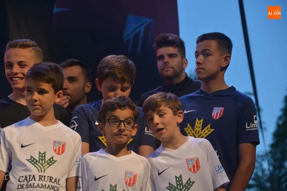 Foto 5 - El Santa Marta se da un homenaje en la fiesta de fin de temporada