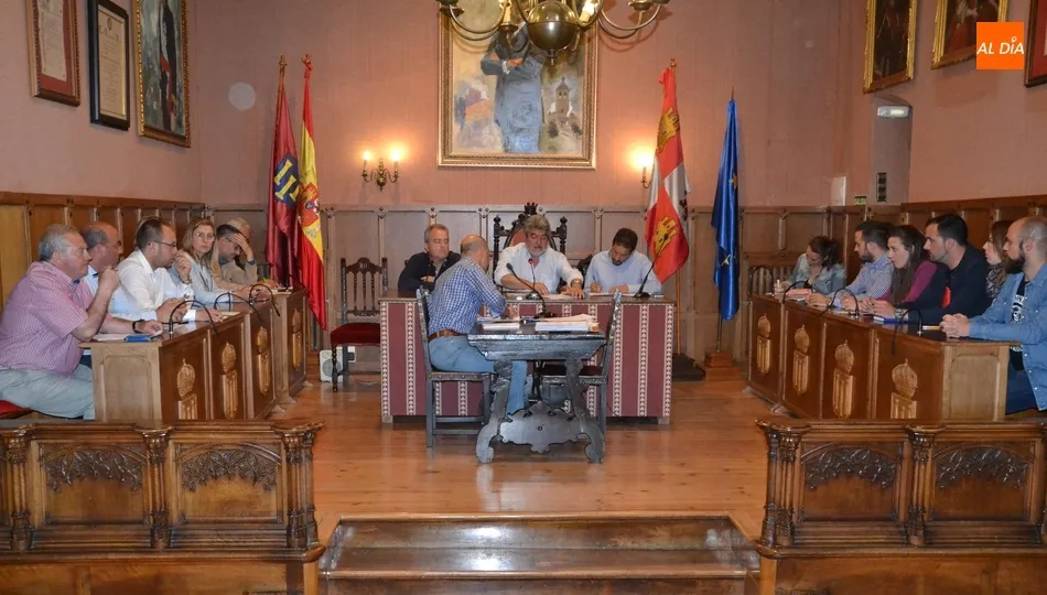 Aprobada la incorporación del uso sanitario-mortuorio con la mayor discrepancia entre IU y C’s  