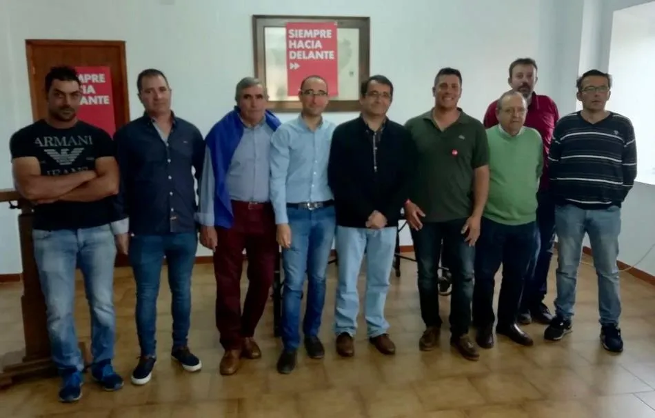 Cargos de todos los niveles del PSOE arropan su candidatura en Gallegos de Argañán  