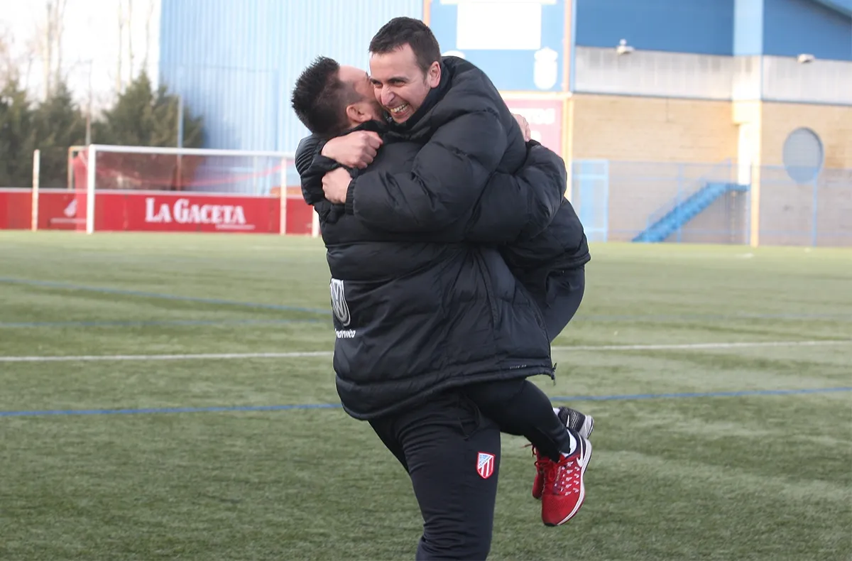 Sergio Hernández junto a Javier Sierra