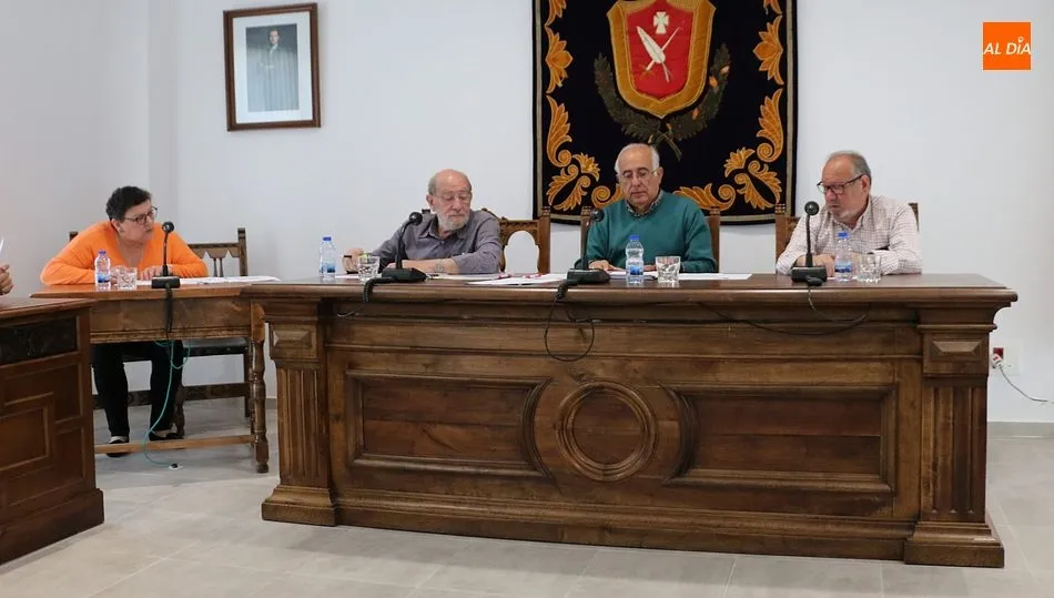 La ruptura del equipo de Gobierno con Secretaría-Intervención ya es total / CORRAL