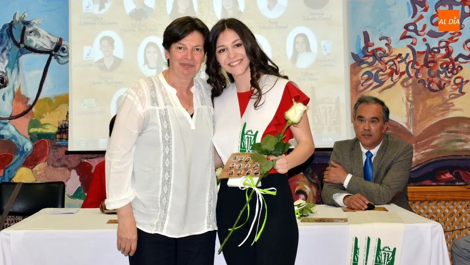 Foto 11 - Quince j&oacute;venes del Abadengo se grad&uacute;an en Bachillerato en el IES de Lumbrales
