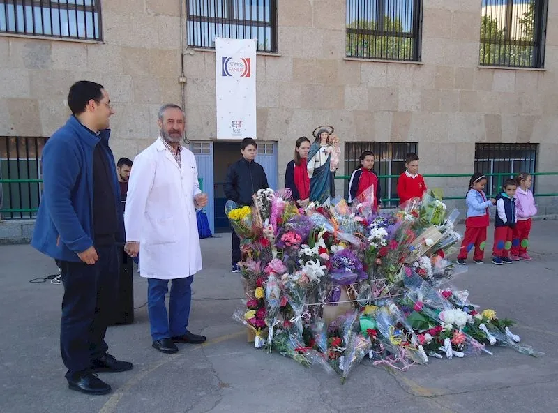 Momento de la ofrenda floral