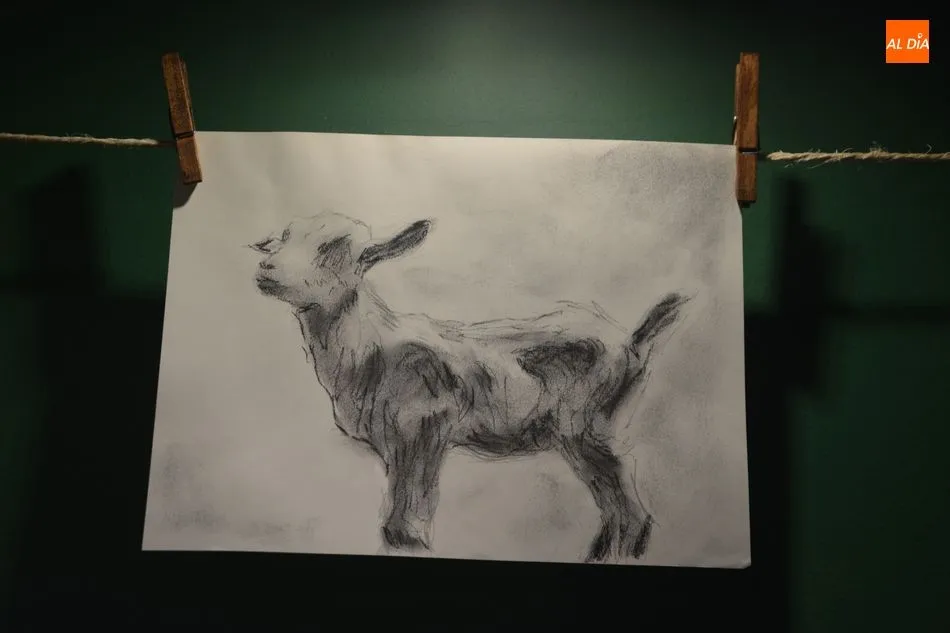 Foto 5 - La Asociaci&oacute;n Santuario PeludoSOS inaugura su exposici&oacute;n de pintura solidaria  