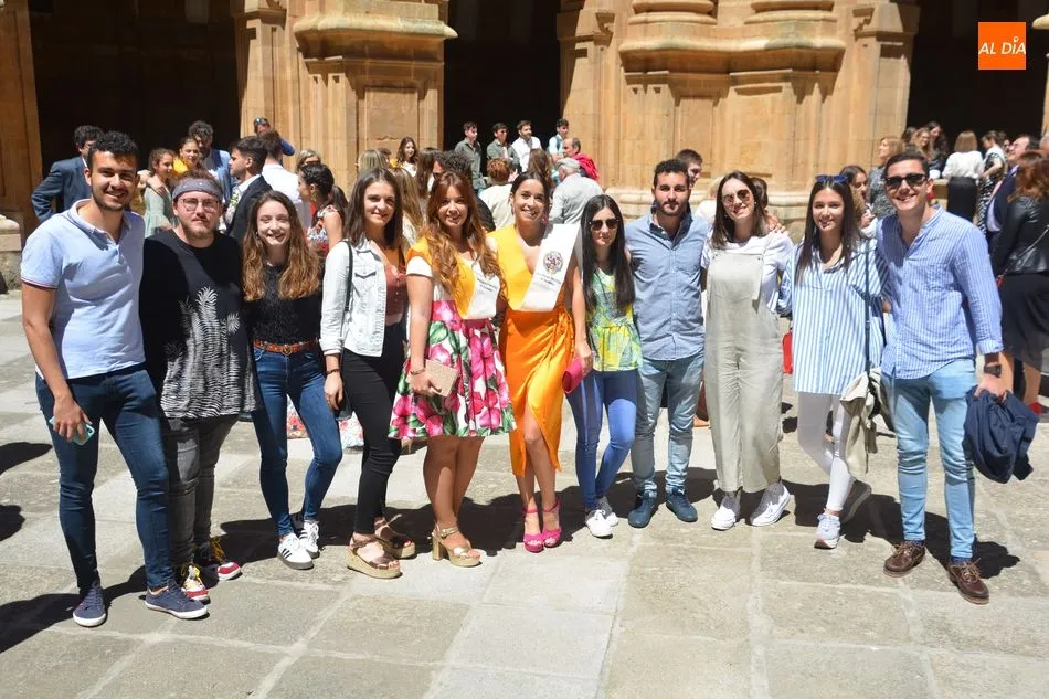 Foto 3 - Nueva hornada de graduados en Enfermer&iacute;a en la Universidad Pontificia de Salamanca